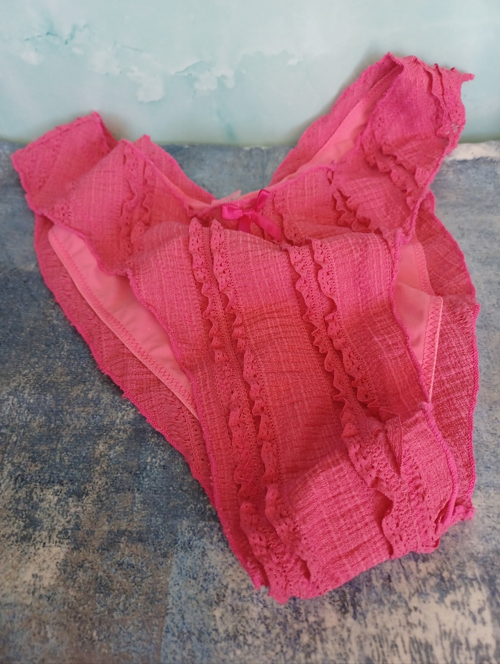 Seamoly Women's Pink Ruffle Triangle Bikini Set L - Picture 3 of 11